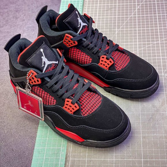 Air Jordan 4AJ4 Oreo black and red Vintage sneakers - Picture 2 of 9